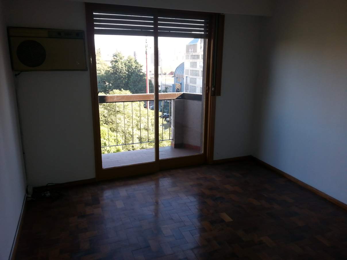 DPTO ALQUILER 3 DORM AVELLANEDA 272 EXT. C 2 BALCONES