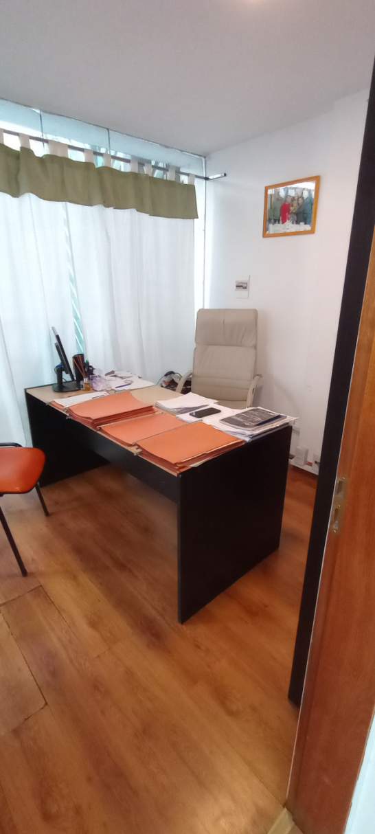 VENDO LOCAL COMERCIAL EN MICROCENTRO