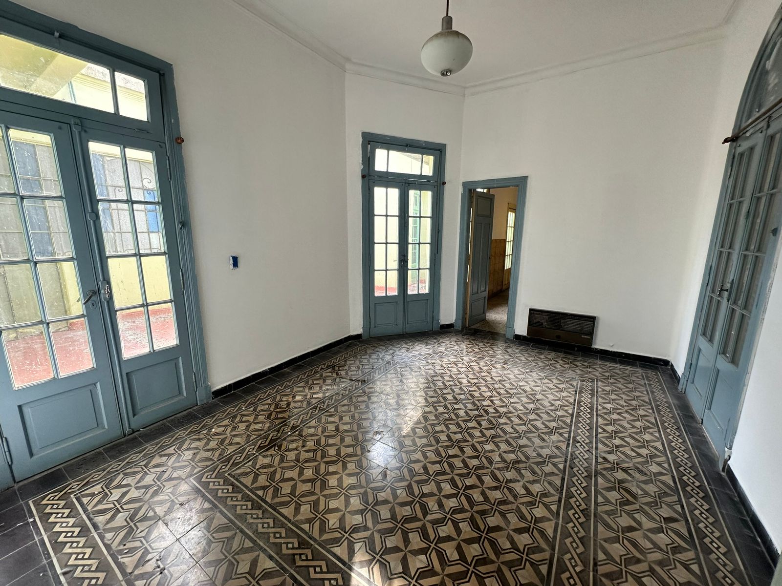 Alquiler  Propiedad Comercial en Planta Alta  San Vicente, Córdoba