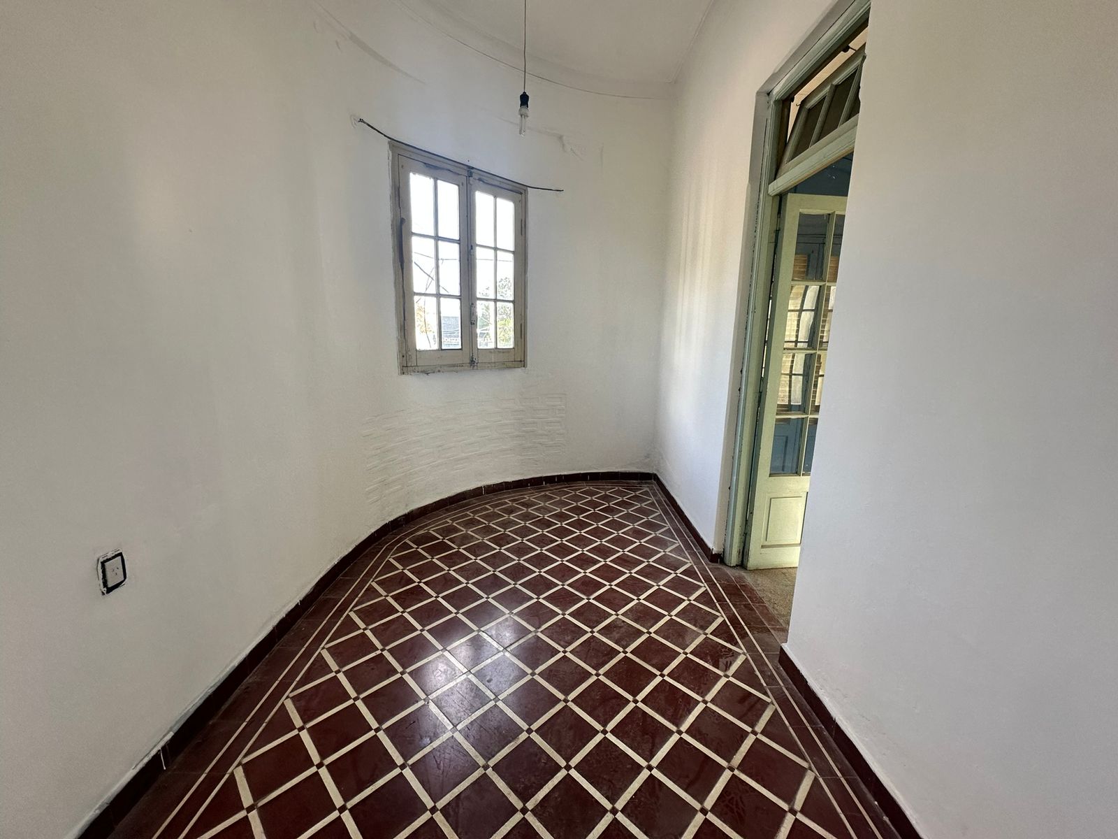 Alquiler  Propiedad Comercial en Planta Alta  San Vicente, Córdoba