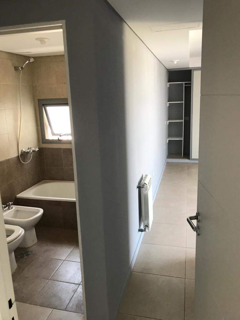 Dpto. 2 Dor. 2 Baños- Mas Cochera Cubierta  B General Paz Edif Sonoma Ribera