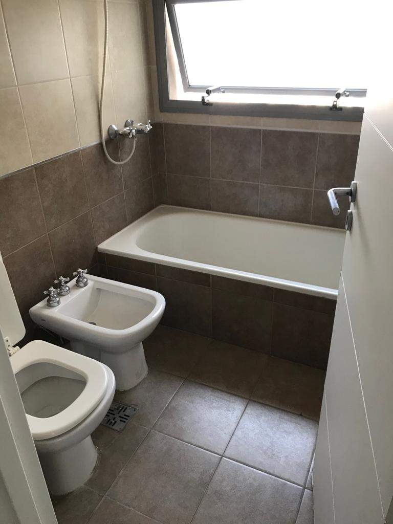 Dpto. 2 Dor. 2 Baños- Mas Cochera Cubierta  B General Paz Edif Sonoma Ribera