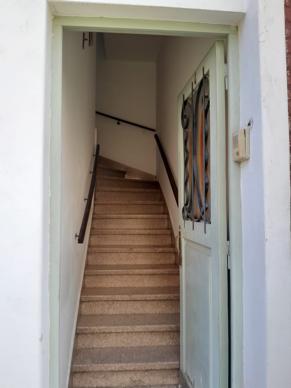 DEPTO EN VENTA ALBERDI 3D 2B - EXCELENTE UBICACION
