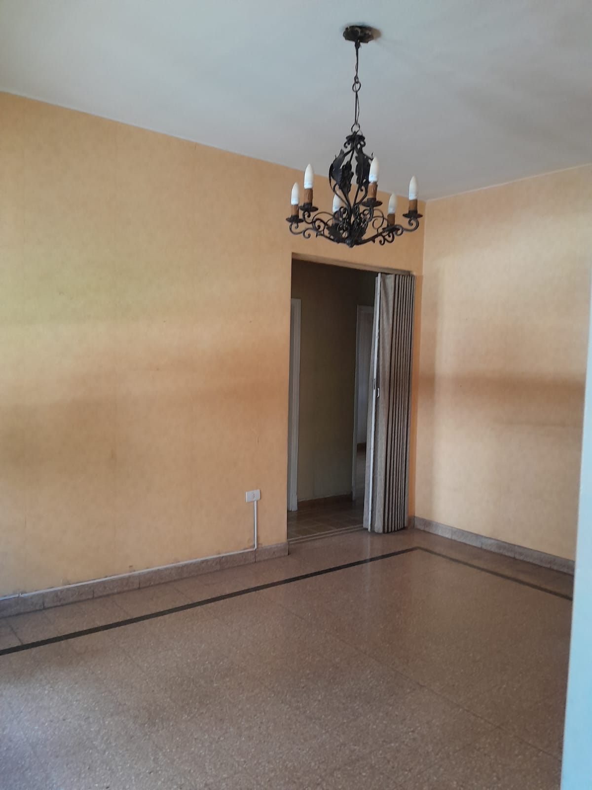 DEPTO EN VENTA ALBERDI 3D 2B - EXCELENTE UBICACION