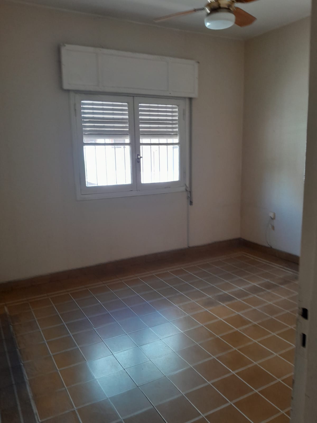 DEPTO EN VENTA ALBERDI 3D 2B - EXCELENTE UBICACION