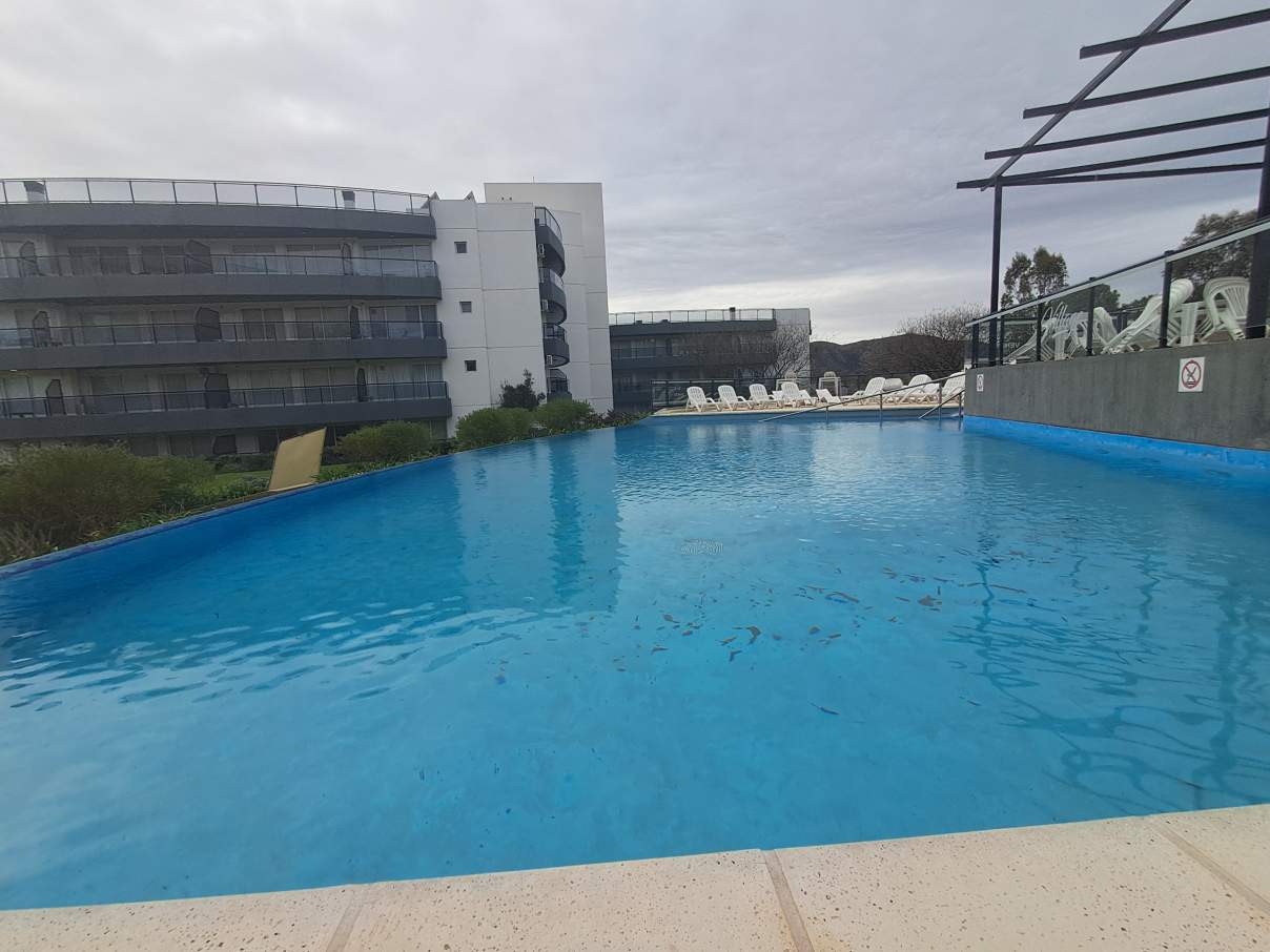 LIQUIDO  ... !!! DOS DORM AMOBLADO . BALCON CON VISTA AL LAGO