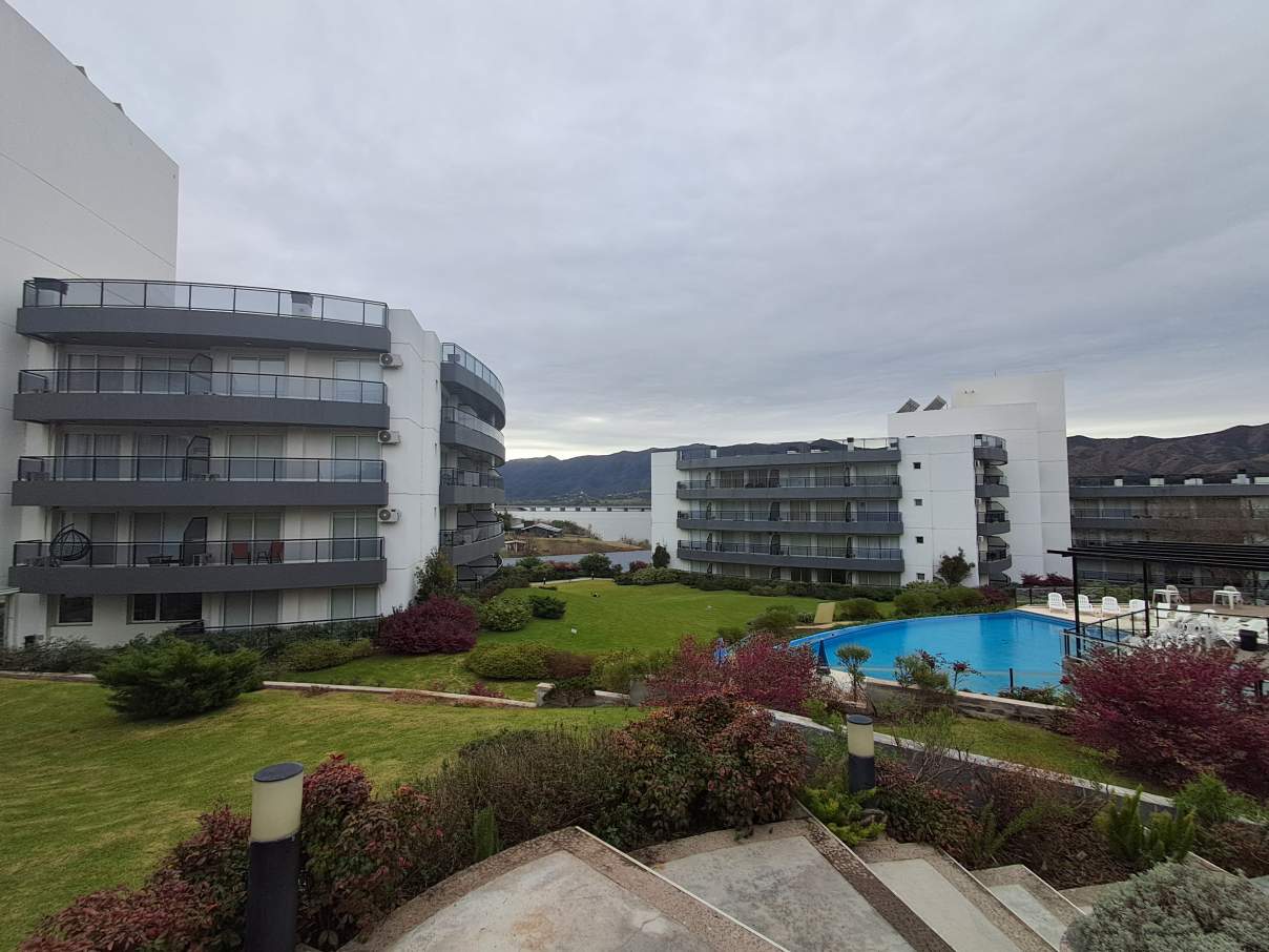 LIQUIDO  ... !!! DOS DORM AMOBLADO . BALCON CON VISTA AL LAGO