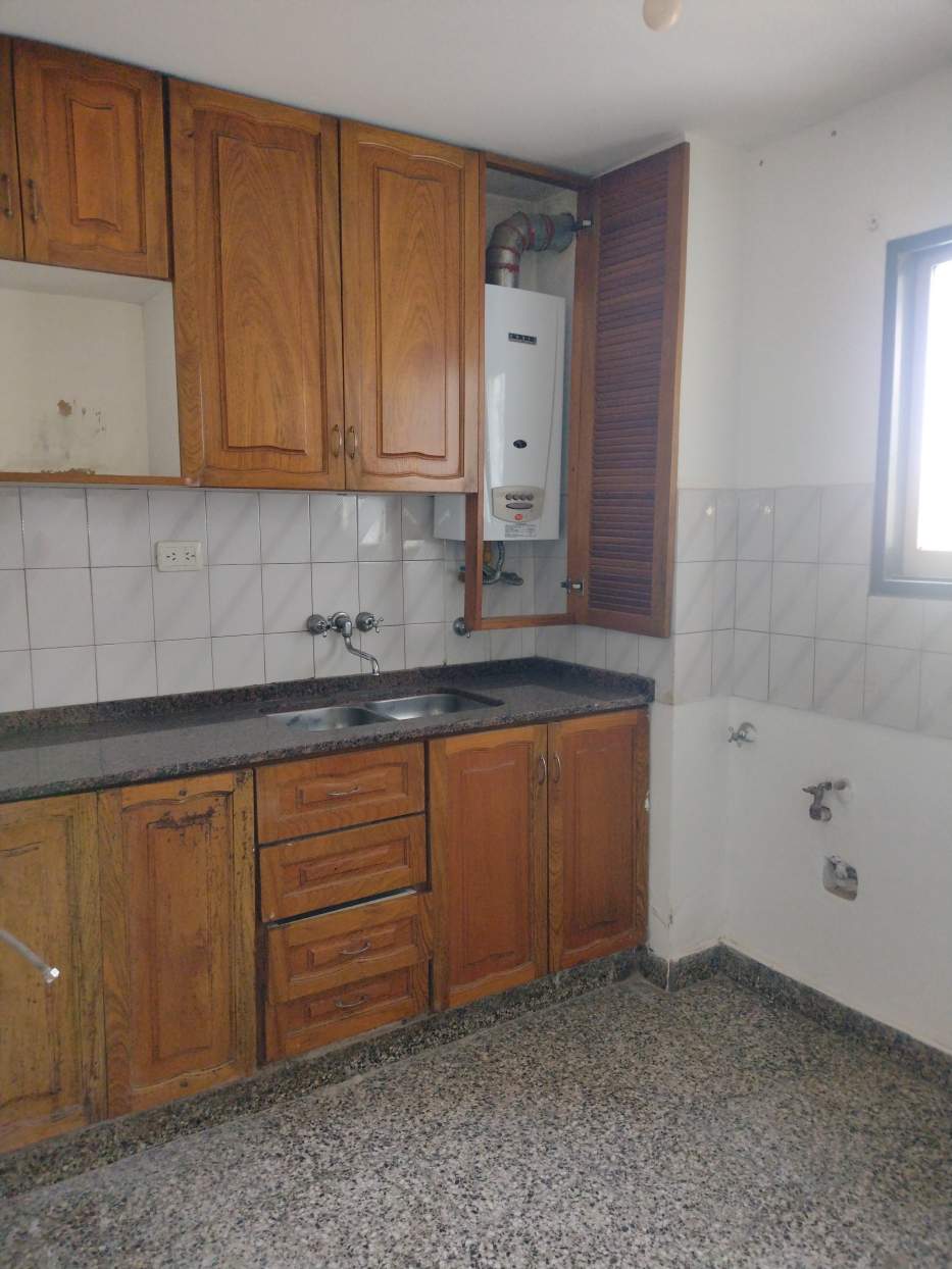 Oportunidad!  Vendo Un dormitorio ubicación estratégica!