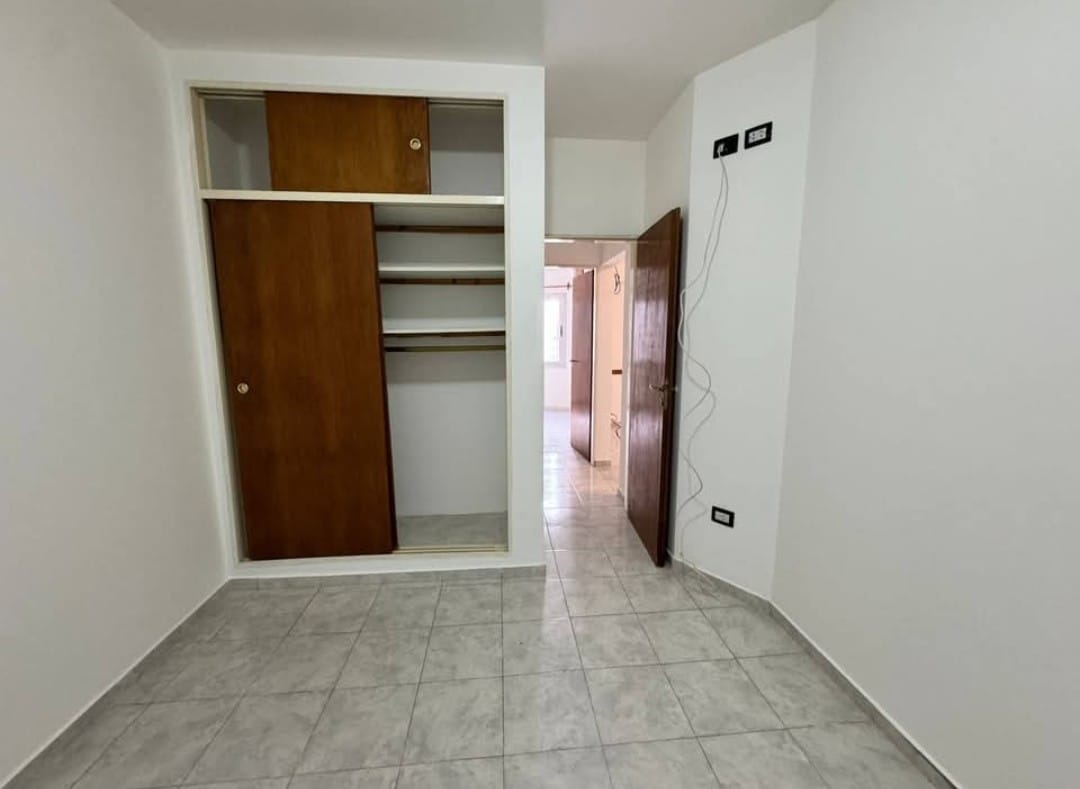 Departamento en venta, 2 dormitorios, pileta, cochera. Villa Carlos Paz.