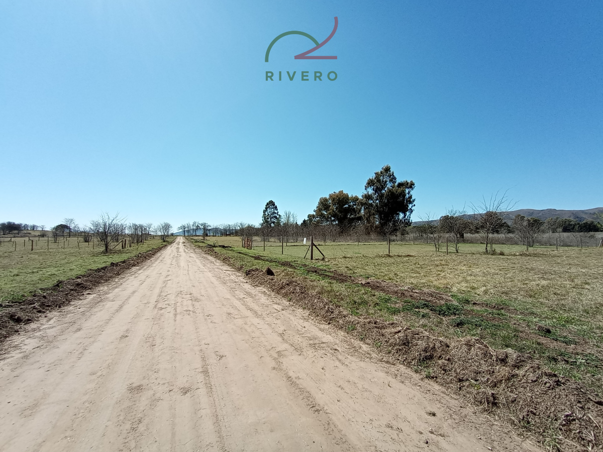 Se vende lote en Villa Ciudad Parque los Reartes