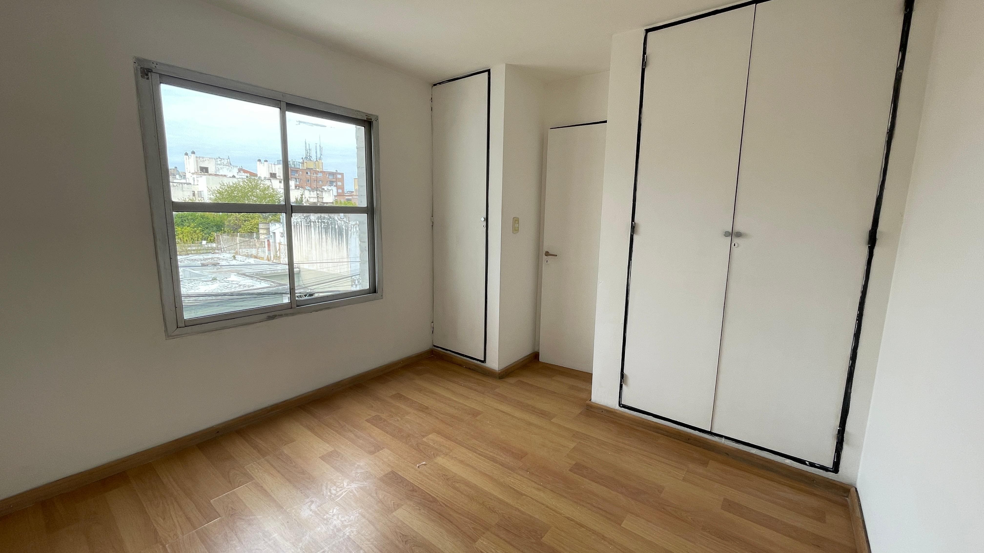 ALBERDI - Neuquen 145 - 1 Dormitorio Desocupado c Escritura