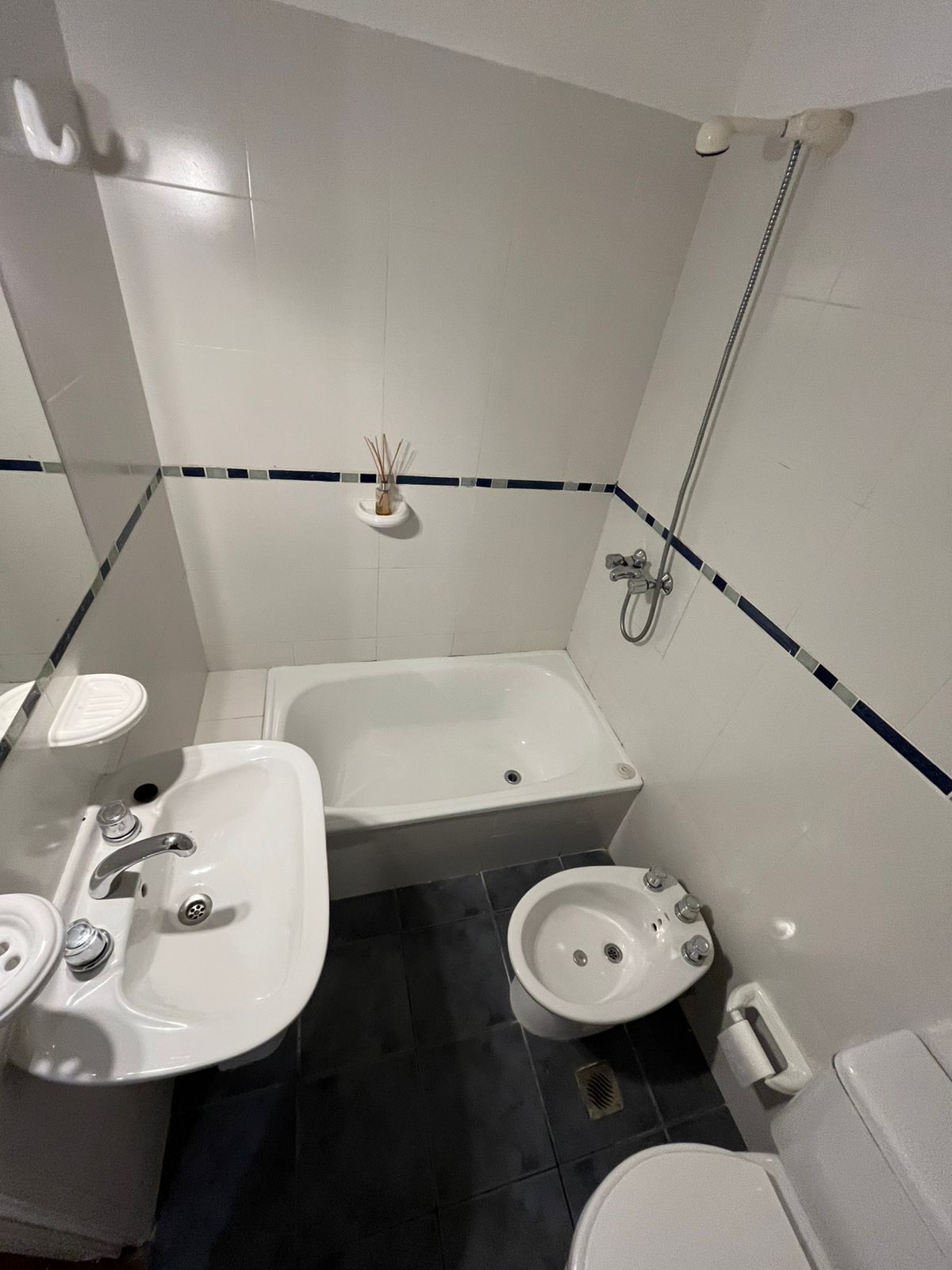 NUEVA CORDOBA 1 DORMITORIO CON AMPLIO BALCÓN -BS AS 1035- EXCELENTE UBICACIÓN