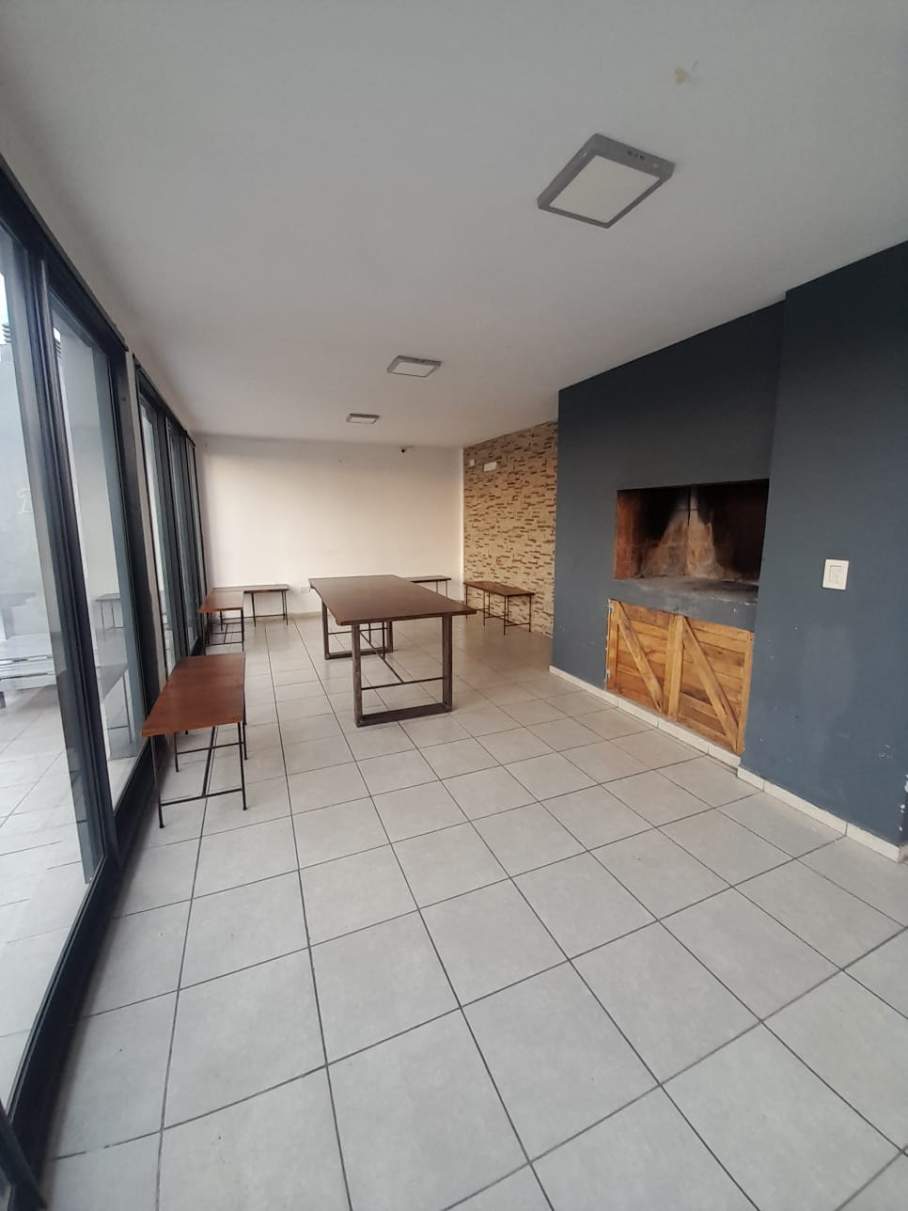 ALQ 1 Dorm 2 coheras balcon con asador, SUM Piscina