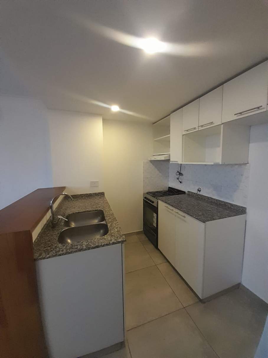ALQ 1 Dorm 2 coheras balcon con asador, SUM Piscina