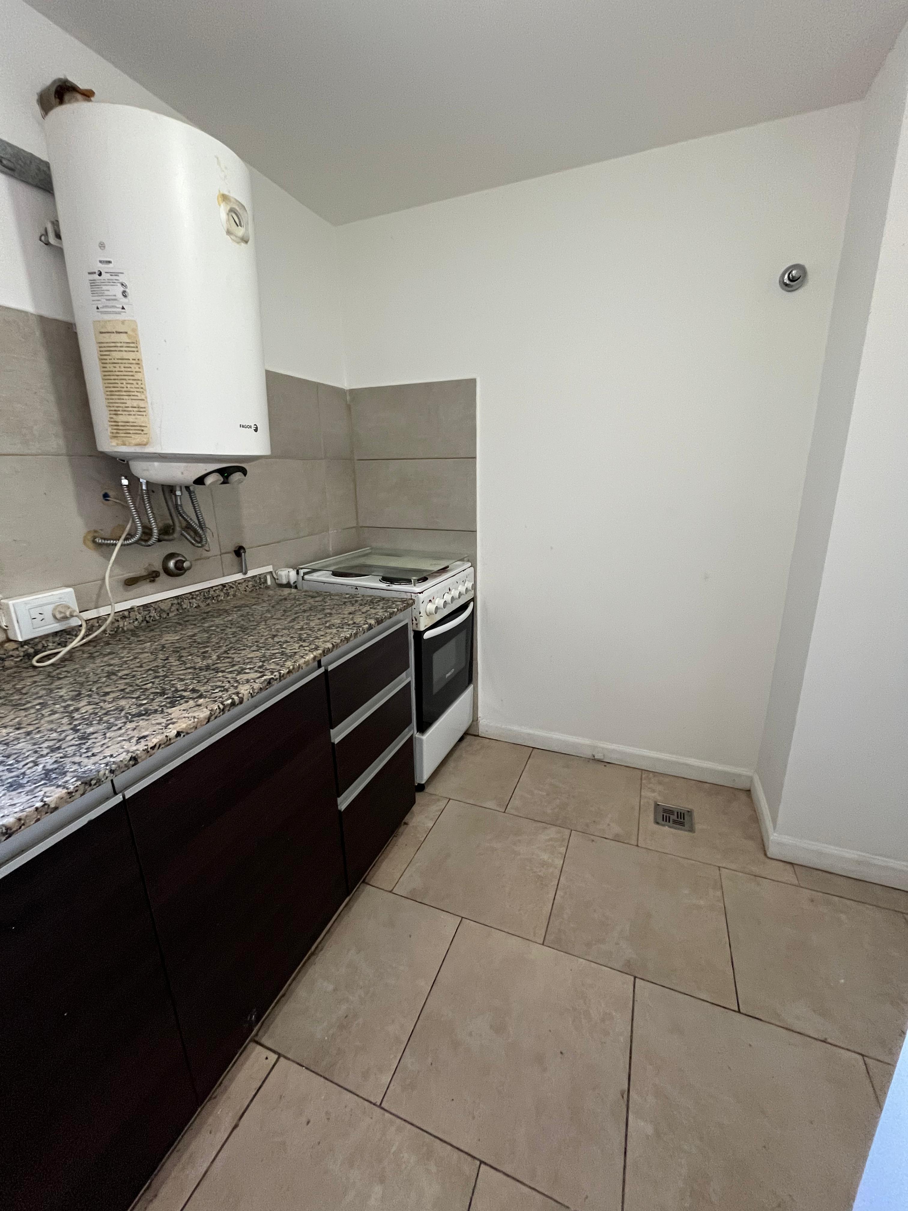 ALQUILO OBSERVATORIO UN DORMITORIO DEPARTAMENTO EN AV. PUEYRREDON 815 MTS CAÑADA