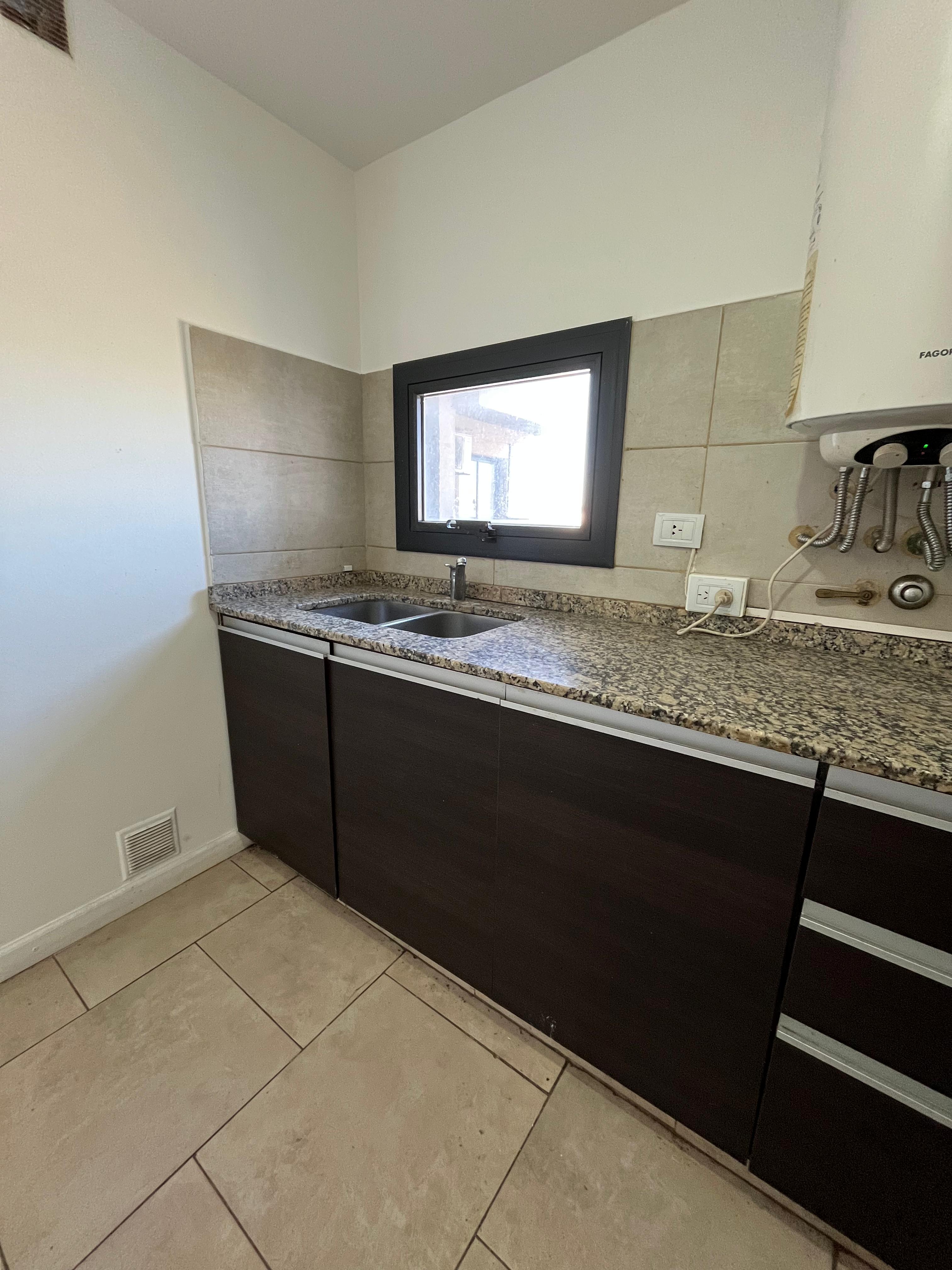 ALQUILO OBSERVATORIO UN DORMITORIO DEPARTAMENTO EN AV. PUEYRREDON 815 MTS CAÑADA