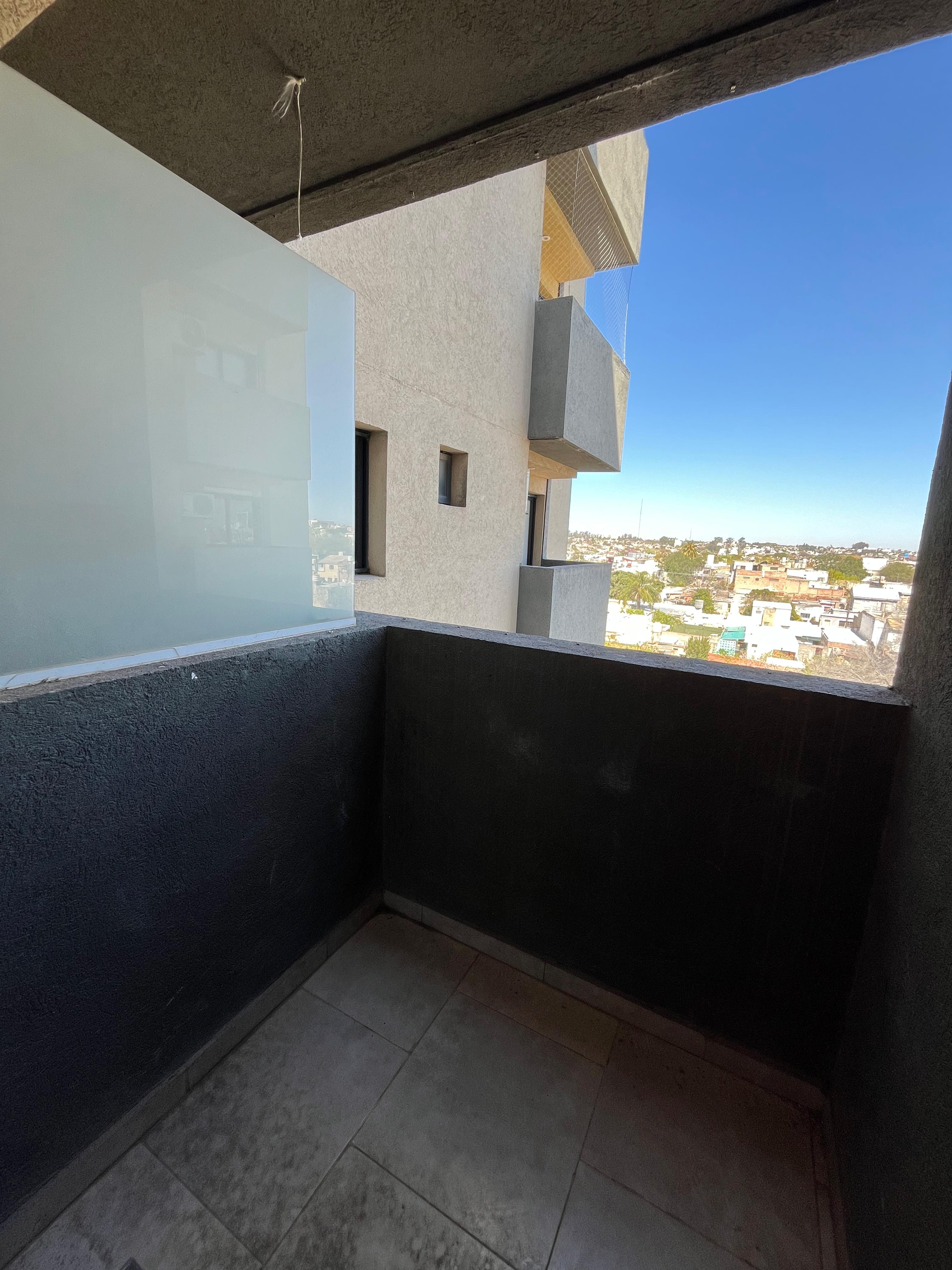 ALQUILO OBSERVATORIO UN DORMITORIO DEPARTAMENTO EN AV. PUEYRREDON 815 MTS CAÑADA