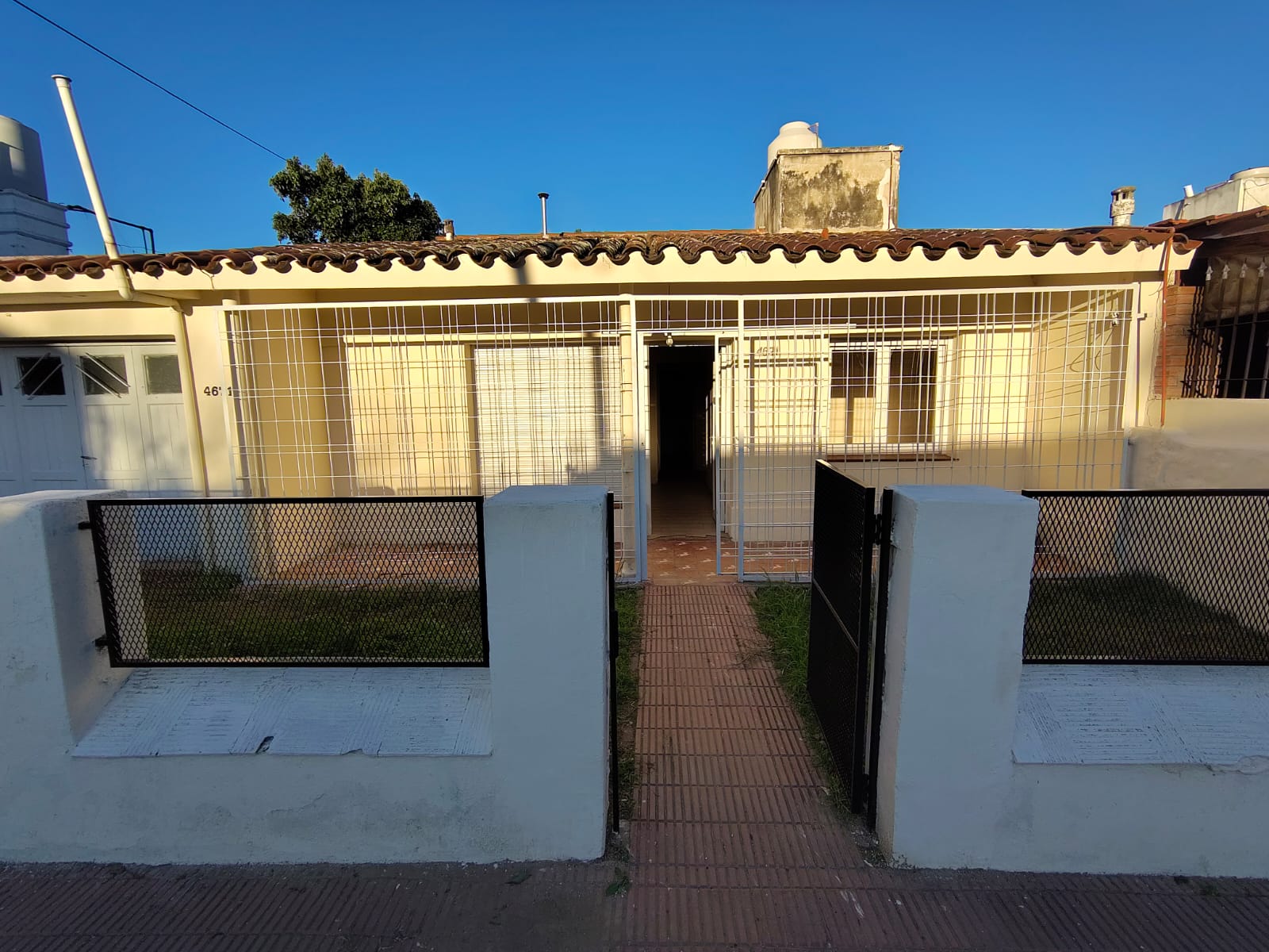 CASA DE 3 DORMITORIOS BSAN LORENZO
