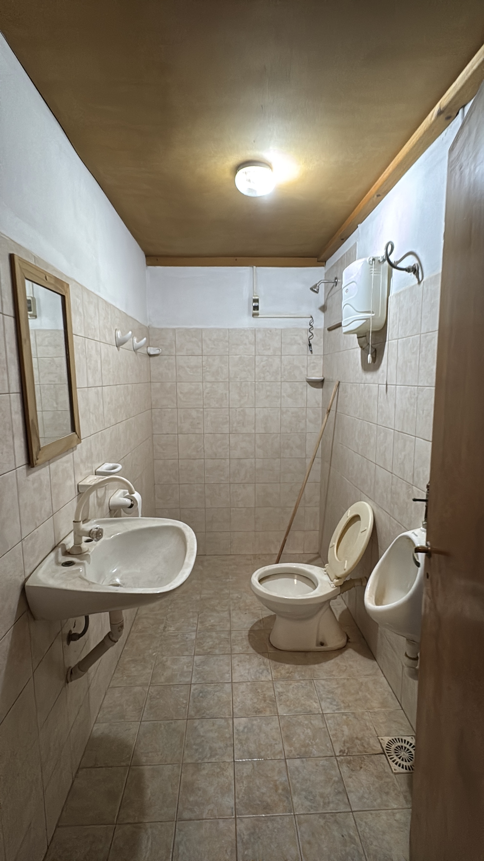 alquiler Galpón Industrial con Oficinas, Depósito y Taller  Ideal Logística los bulevares