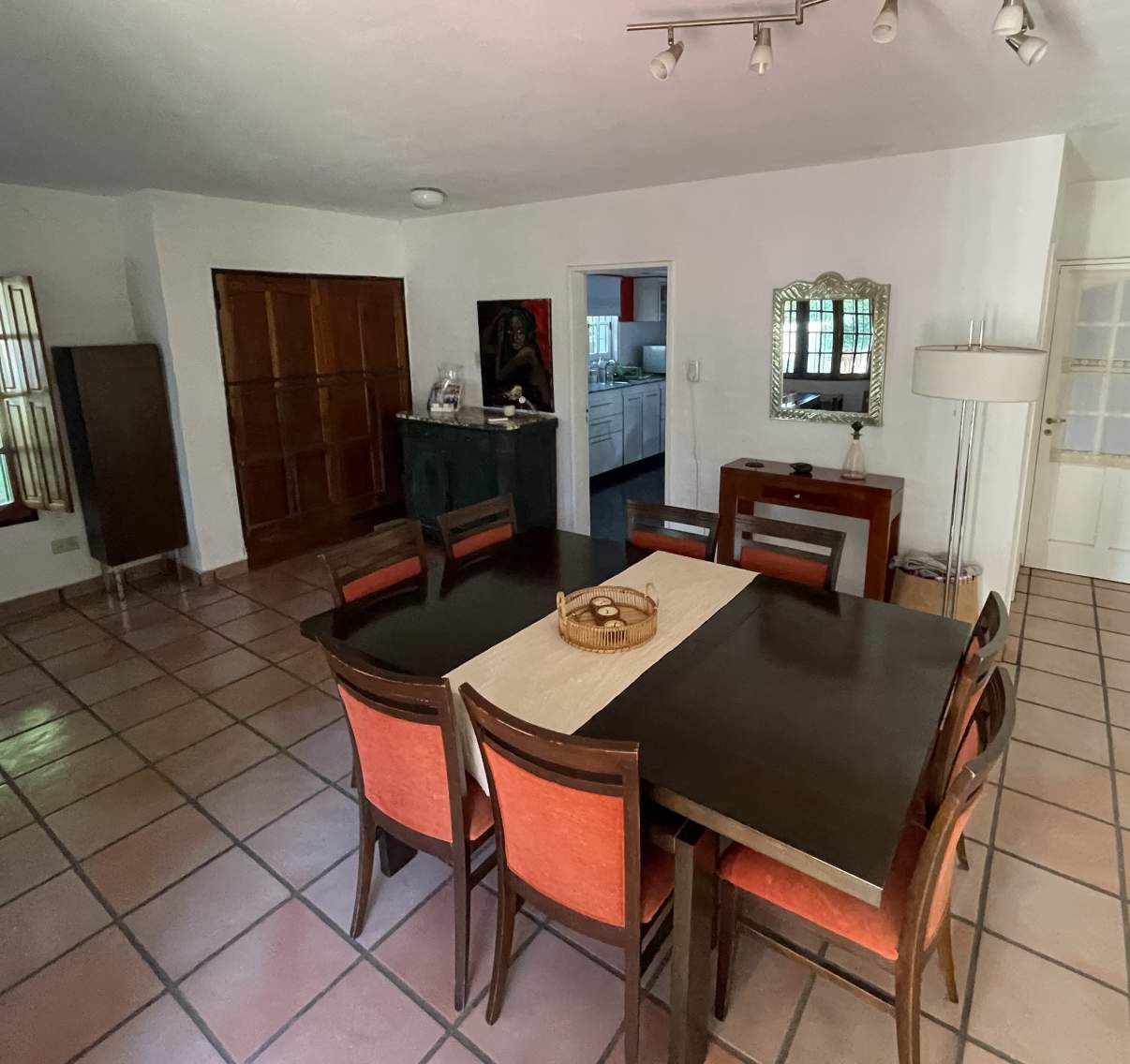 imponente propiedad al lado de paseo rivera indarte