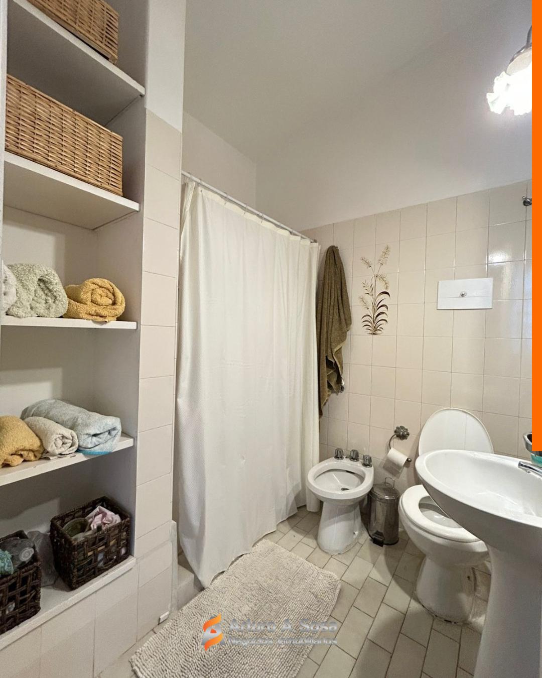 CASA EN VENTA 4 DORMITORIOS URCA