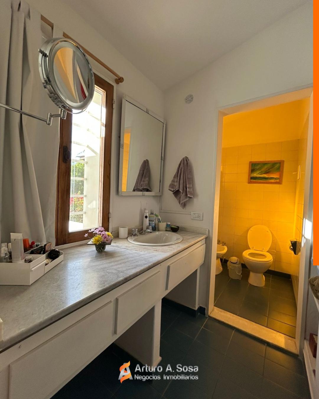 CASA EN VENTA 4 DORMITORIOS URCA