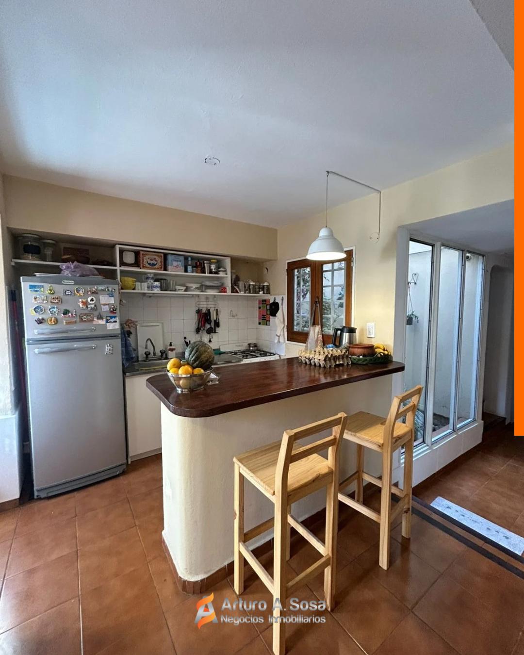 CASA EN VENTA 4 DORMITORIOS URCA