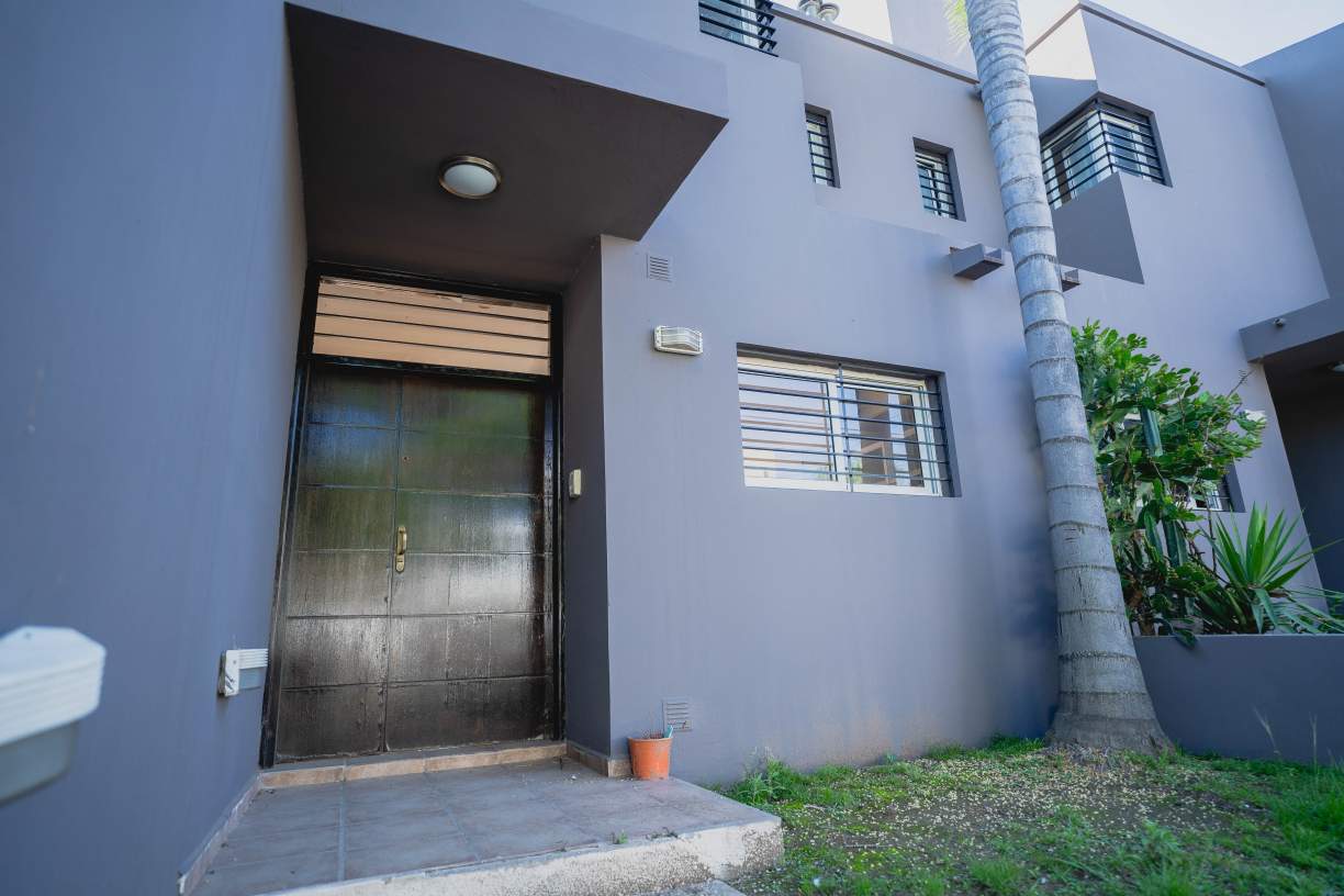 VENTA NUEVO JARDINES DEL BOULEVARD CON SEGURIDAD 24 HS