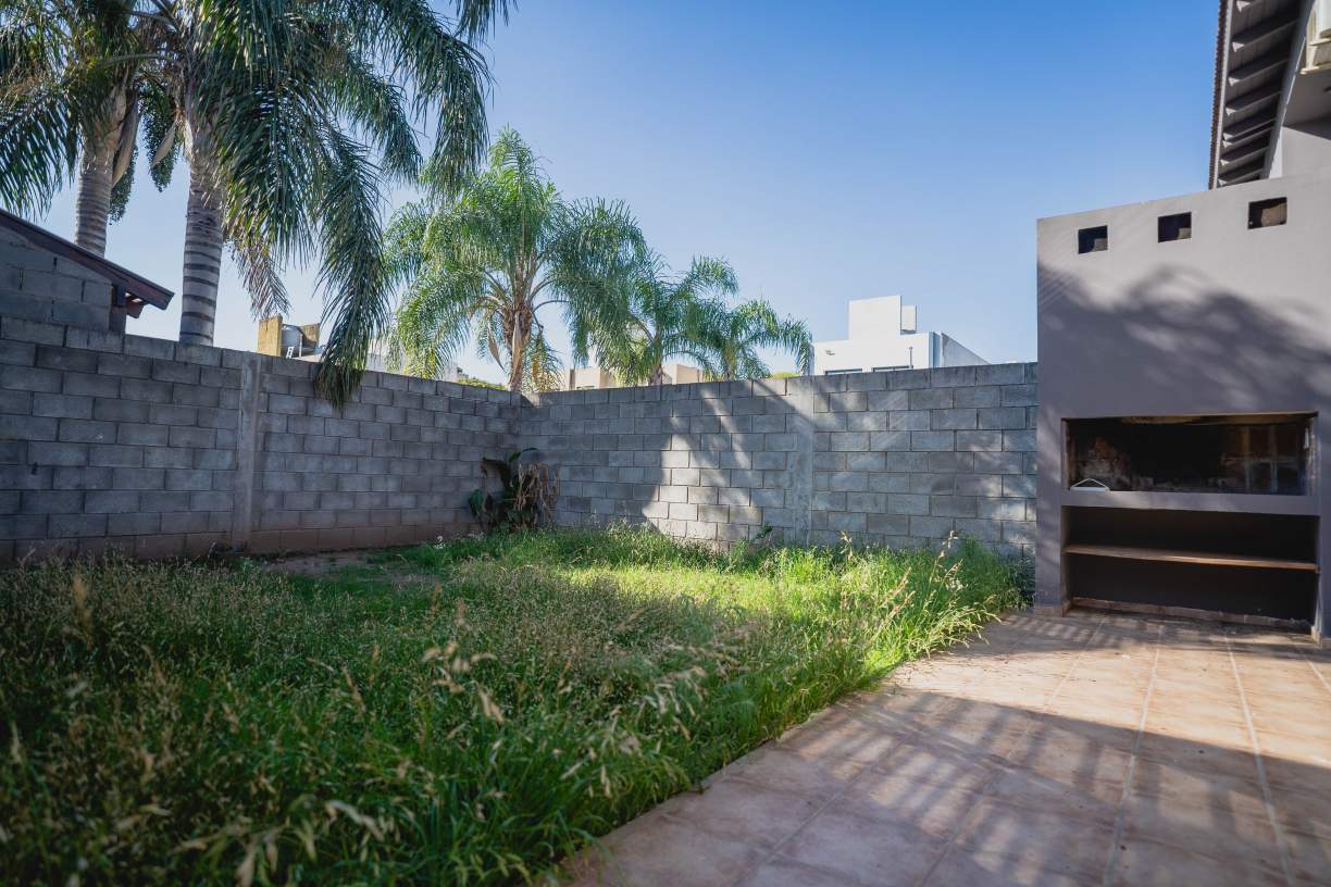 VENTA NUEVO JARDINES DEL BOULEVARD CON SEGURIDAD 24 HS