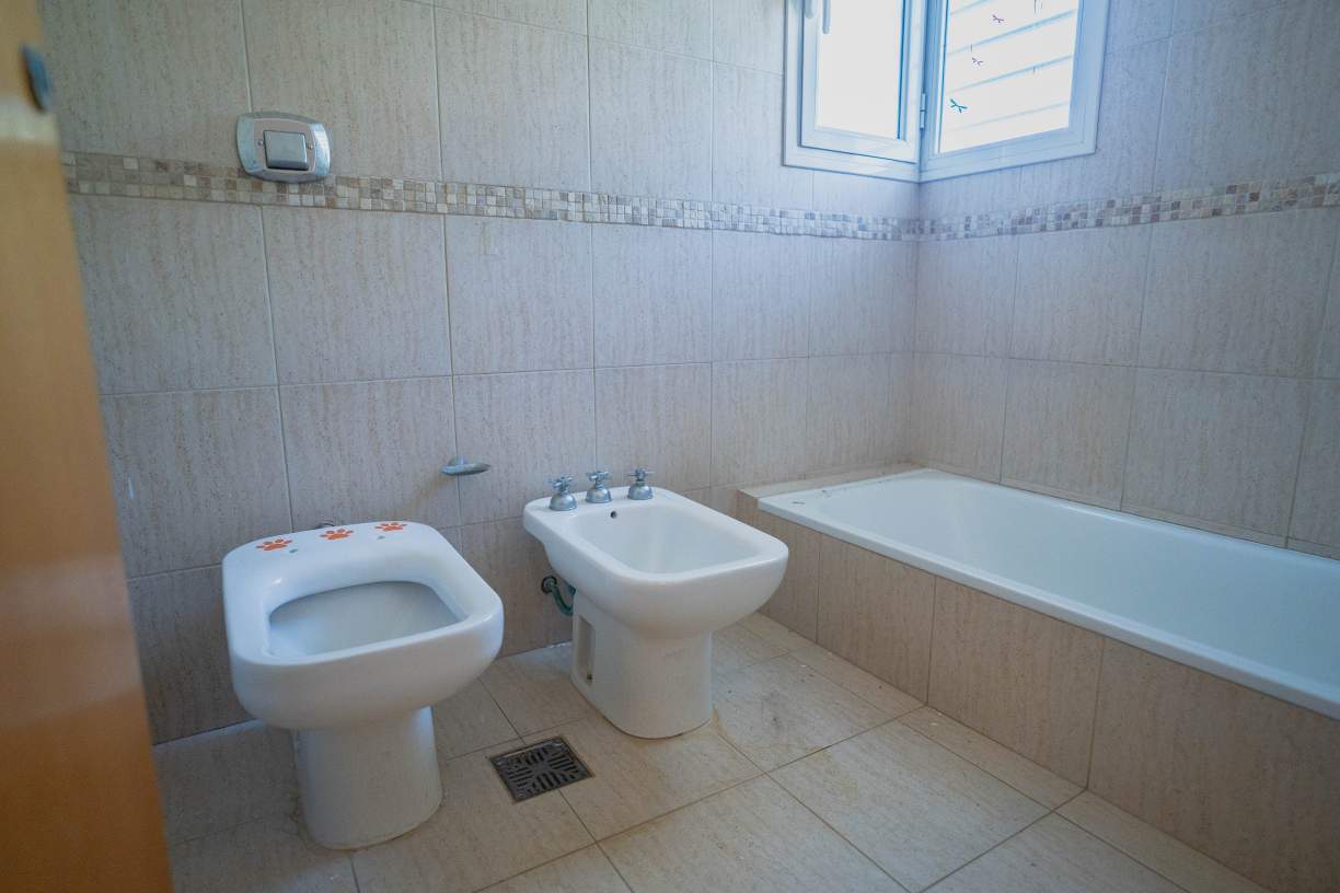 VENTA NUEVO JARDINES DEL BOULEVARD CON SEGURIDAD 24 HS