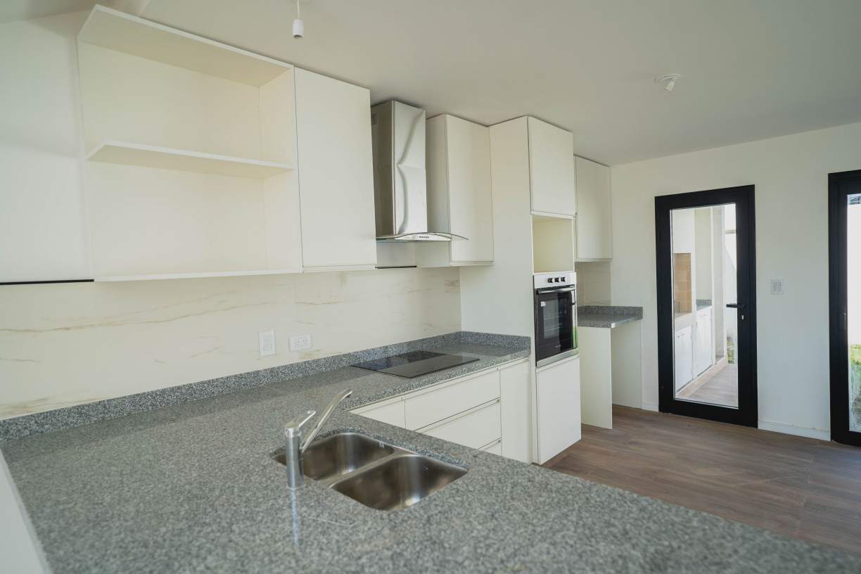 DUPLEX CATEGORIA SAN IGNACIO VILLAGE 2 DORMITORIOS