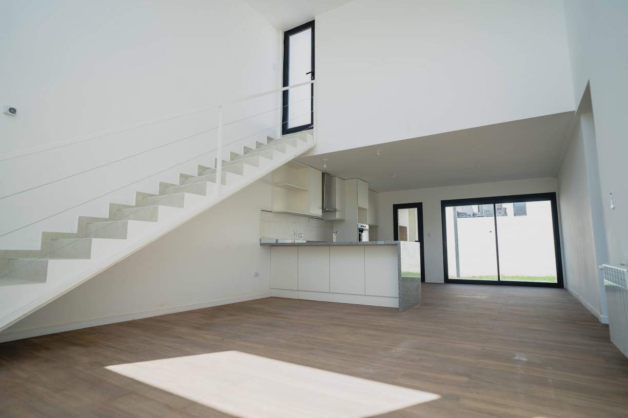 DUPLEX CATEGORIA SAN IGNACIO VILLAGE 2 DORMITORIOS