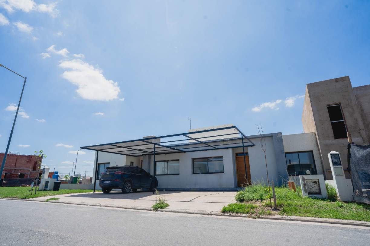 venta san ignacio Village planta baja 2 dormitorios