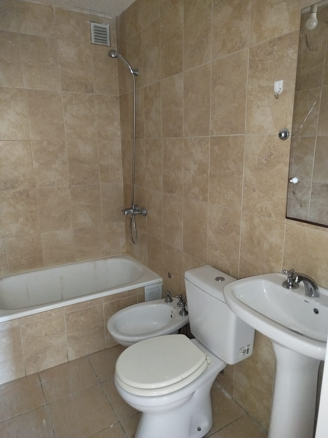 ALQUILER DEPARTAMENTO 2 DORMITORIOS EN  NVA CÓRDOBA