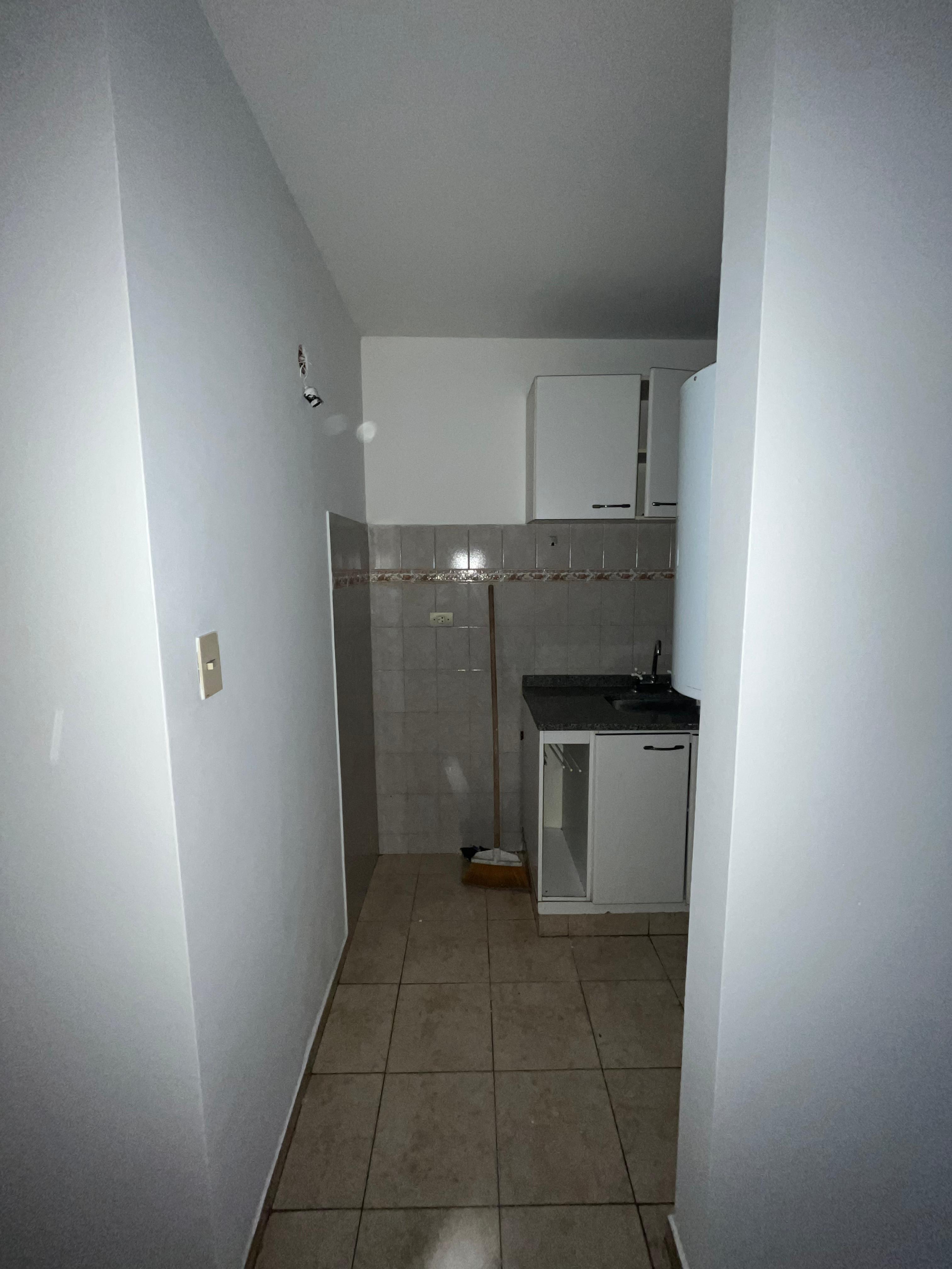 Monoambiente en alquiler en Nueva Córdoba con balcón interno  Rondeau 541