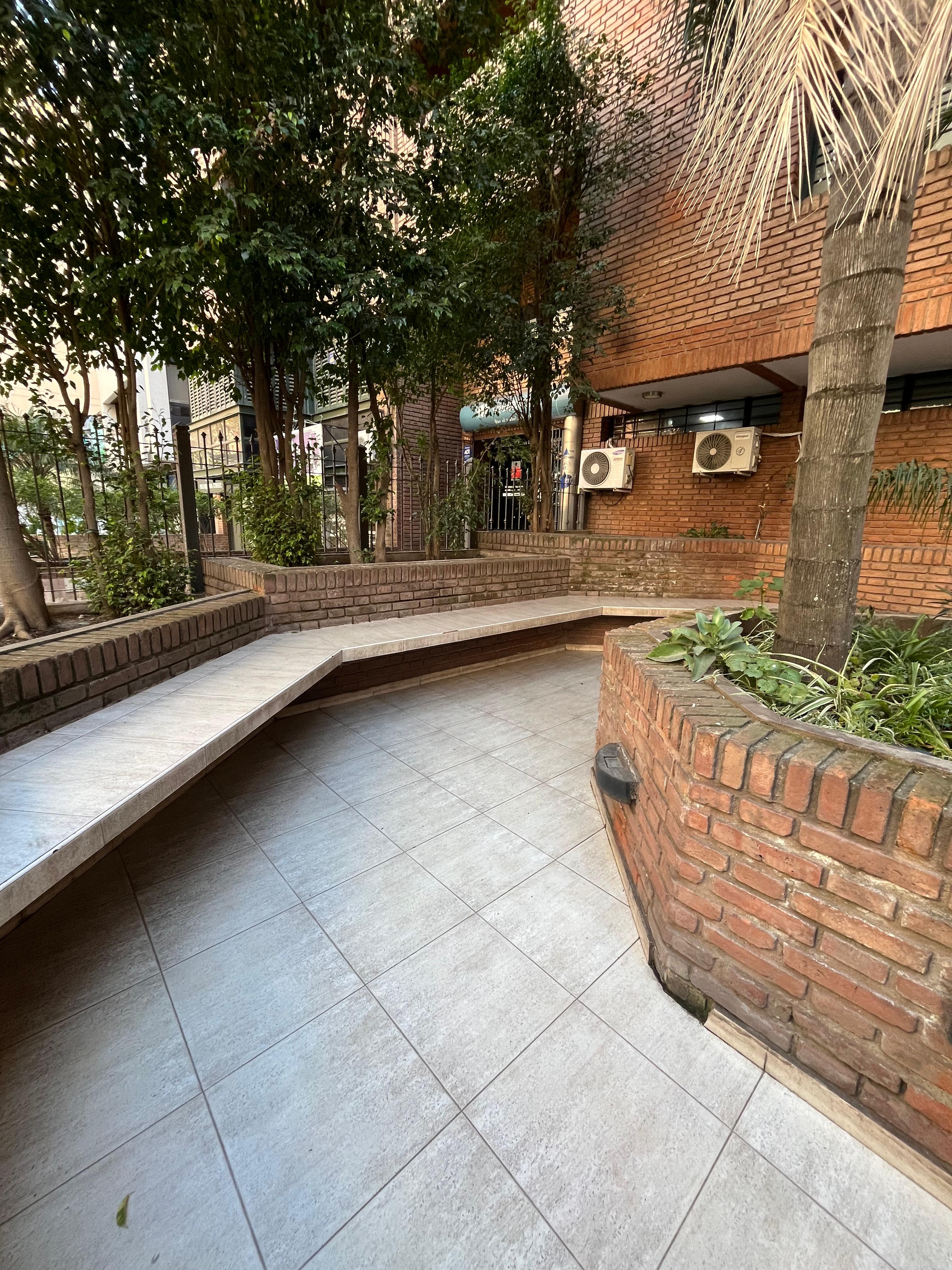 Monoambiente en alquiler en Nueva Córdoba con balcón interno  Rondeau 541