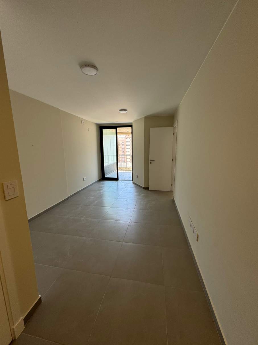 Nueva Córdoba - a Estrenar - Departamento Frente en Piso Alto a Estrenar