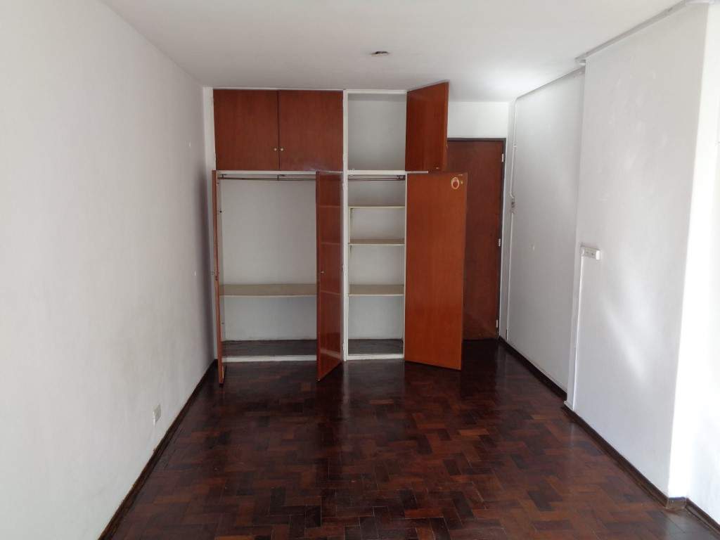 Centro - Departamento Externo Monoambiente, Amplio y Luminoso con Cocina Separada y Excelente Vista. A metros del Shopping Patio Olmos