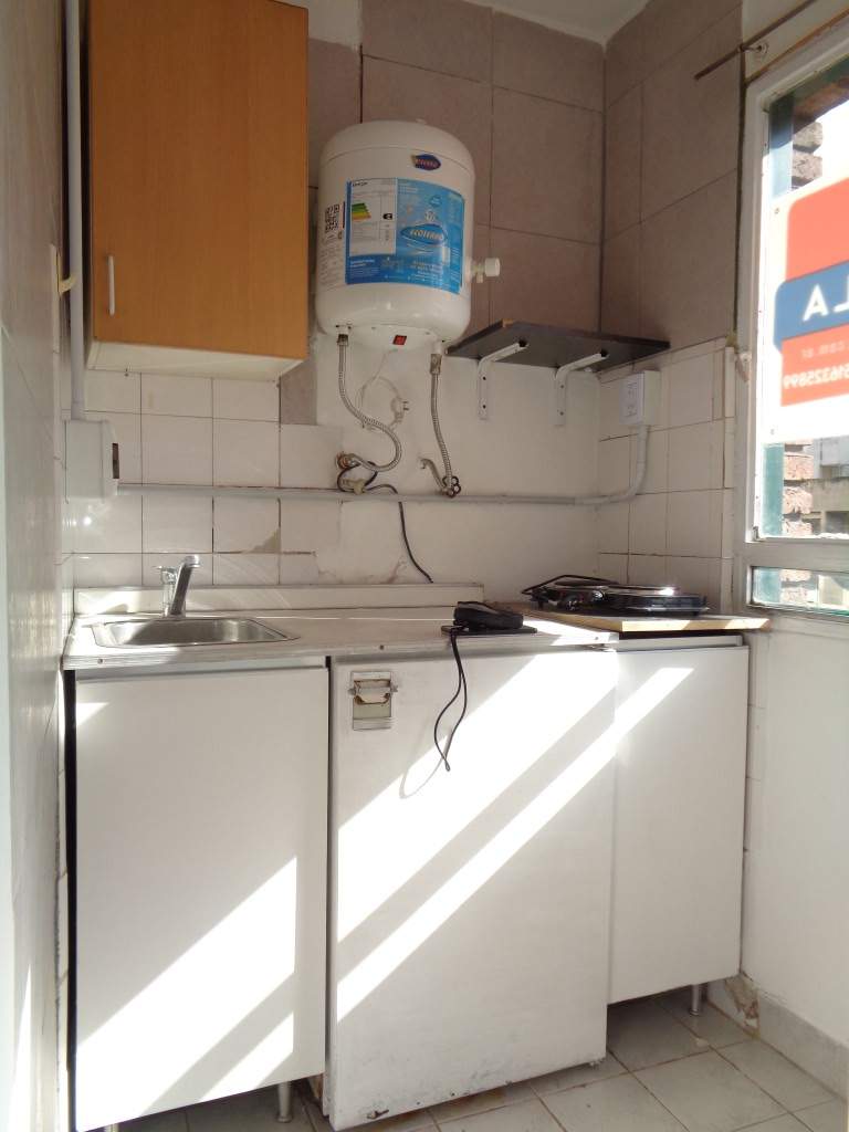 Centro - Departamento Externo Monoambiente, Amplio y Luminoso con Cocina Separada y Excelente Vista. A metros del Shopping Patio Olmos