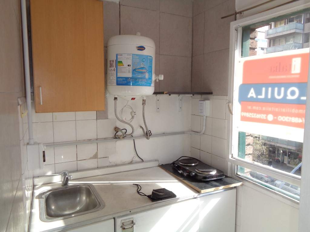 Centro - Departamento Externo Monoambiente, Amplio y Luminoso con Cocina Separada y Excelente Vista. A metros del Shopping Patio Olmos