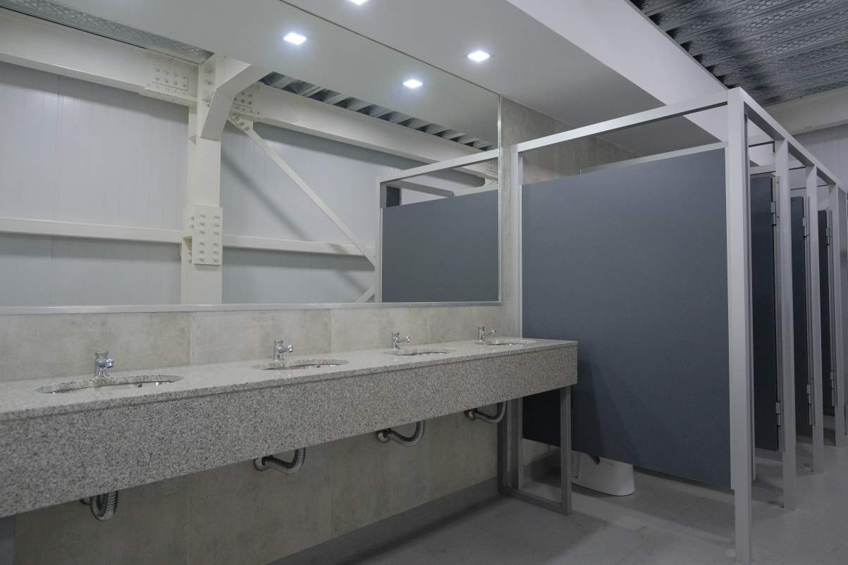 Edificio Coorporativo en Alquiler . 4581m2 Cubiertos Divisibles!