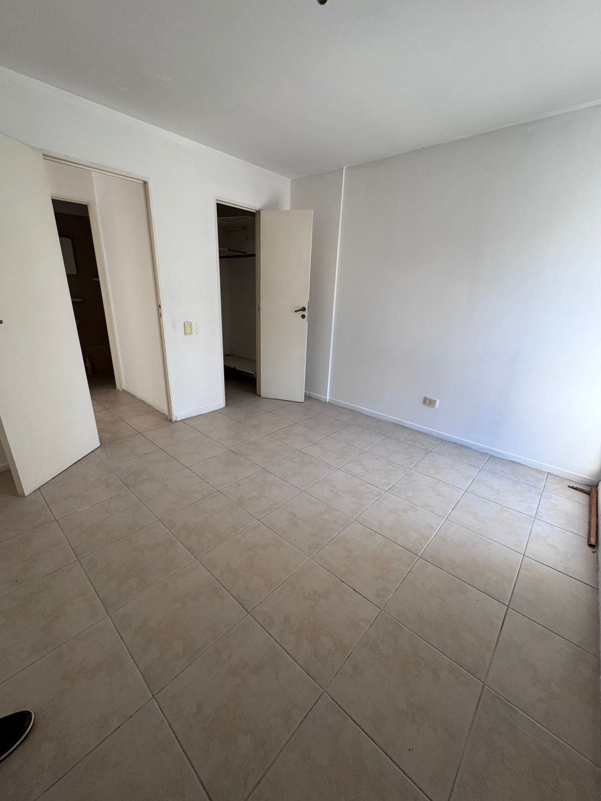 DEPARTAMENTO ALQUILER 1 DORMITORIO ALBERDI DENA FUNES 836 BALCON COCINA SEPARADA