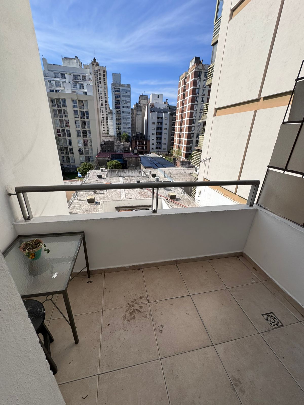 DEPARTAMENTO ALQUILER 1 DORMITORIO ALBERDI DENA FUNES 836 BALCON COCINA SEPARADA