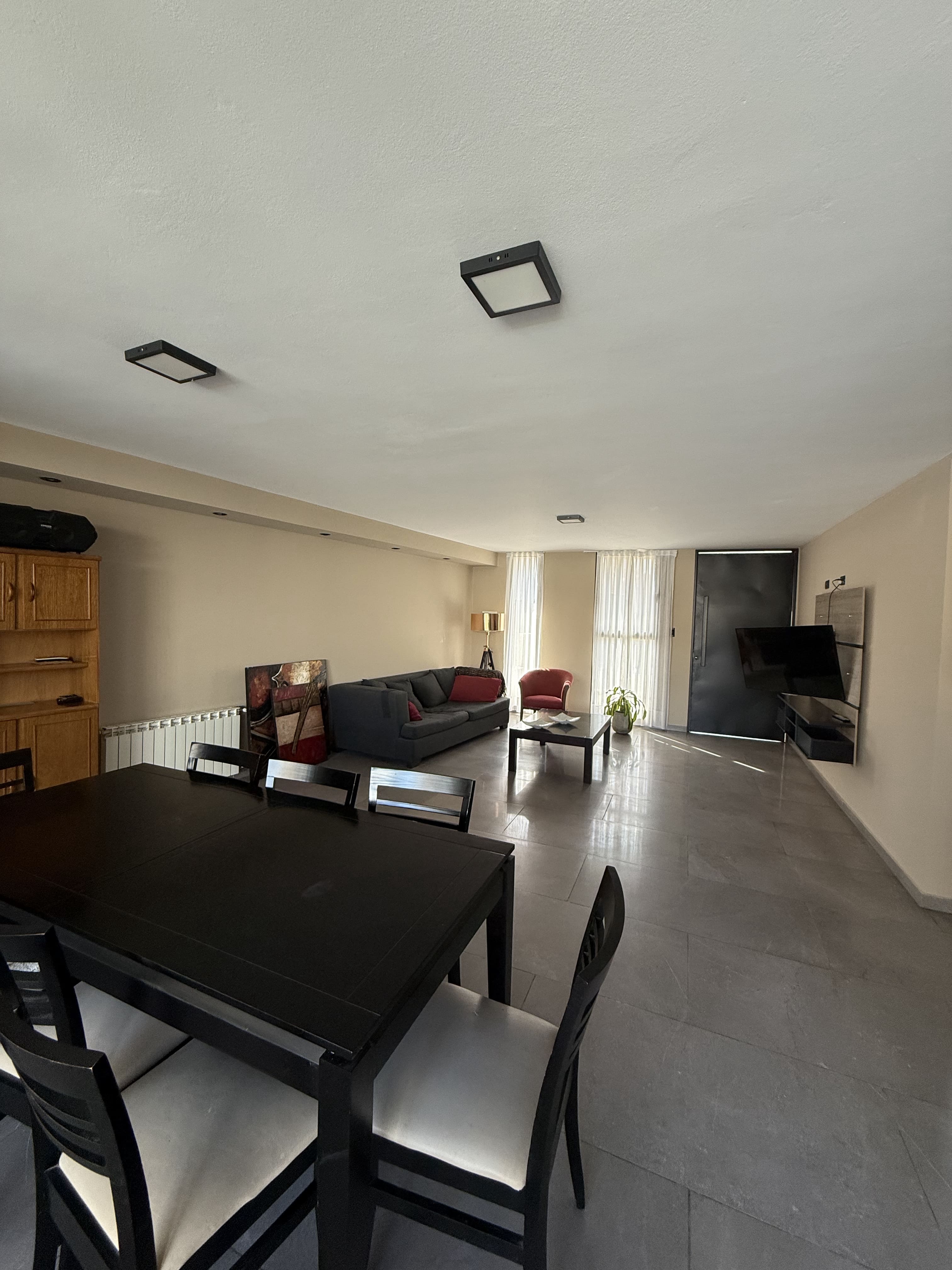 CASA VENTA MIRADORES 1 MANANTIALES CATEGORIA 3DOR PILETA 230m2 cub. 256m2 TERRENO