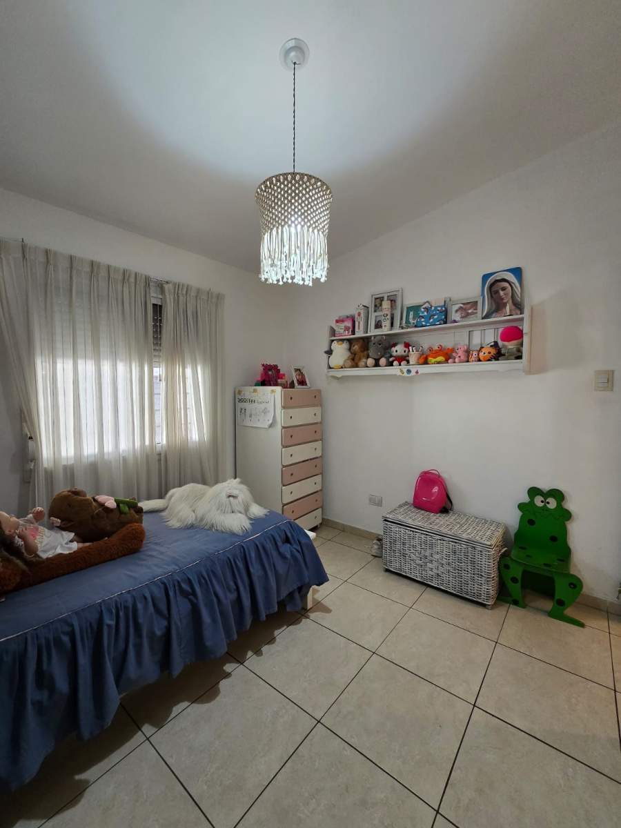 VENDO CASA EN PLANTA BAJA DE 3 DORMITORIOS EN BARRIO JARDIN ESPINOZA!! NO SIGAS SIN VERLA!!