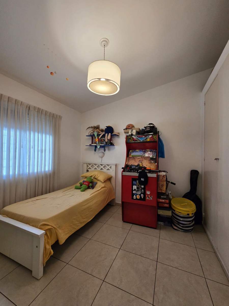 VENDO CASA EN PLANTA BAJA DE 3 DORMITORIOS EN BARRIO JARDIN ESPINOZA!! NO SIGAS SIN VERLA!!