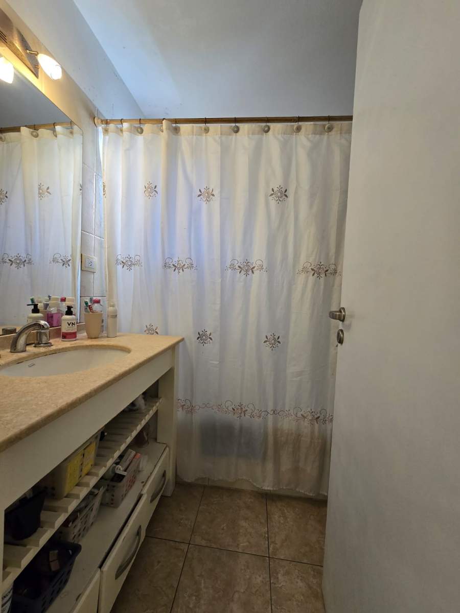 VENDO CASA EN PLANTA BAJA DE 3 DORMITORIOS EN BARRIO JARDIN ESPINOZA!! NO SIGAS SIN VERLA!!