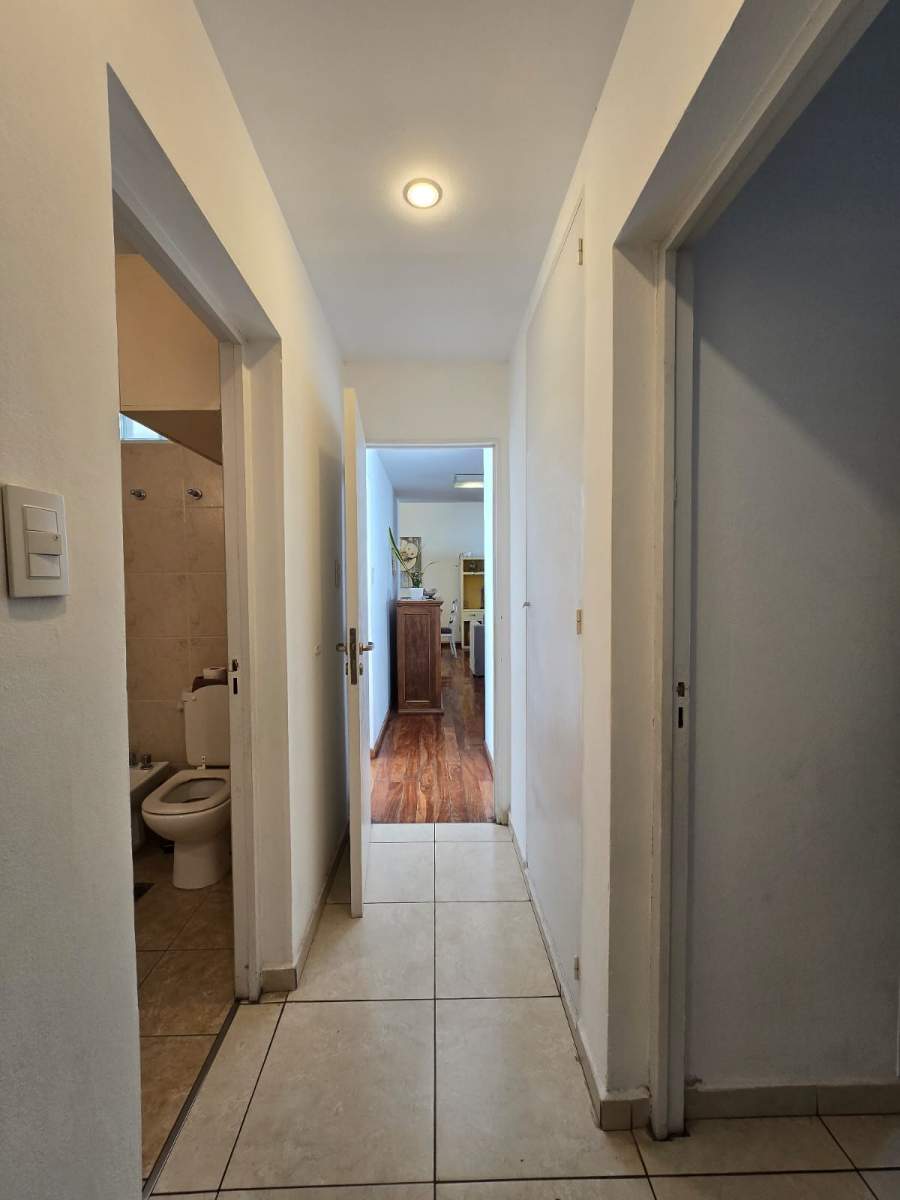 VENDO CASA EN PLANTA BAJA DE 3 DORMITORIOS EN BARRIO JARDIN ESPINOZA!! NO SIGAS SIN VERLA!!