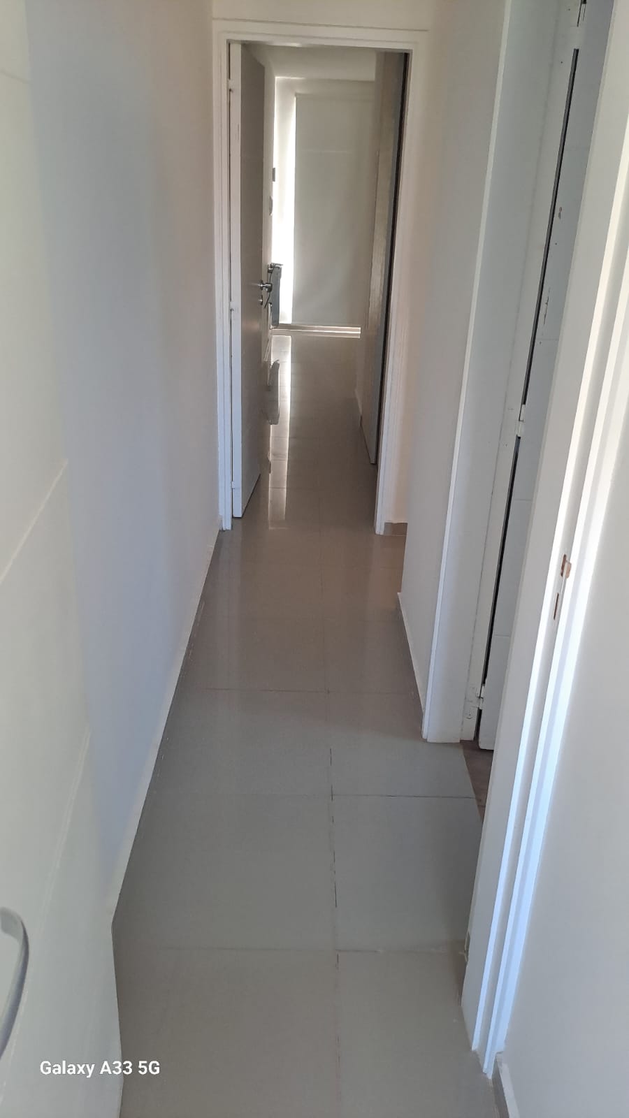 ALQUILER DE DEPTO DUPLEX DE 2 DORMITORIOS- LEONES
