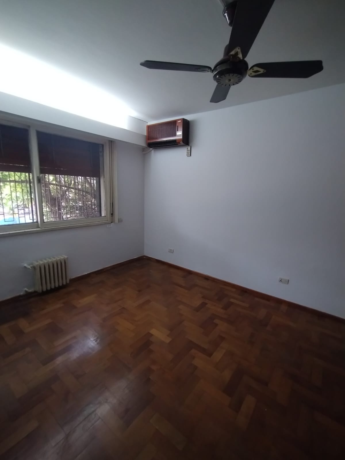 VENTA de CASA EN BGENERAL PAZ CALLE RINCON A 1900
